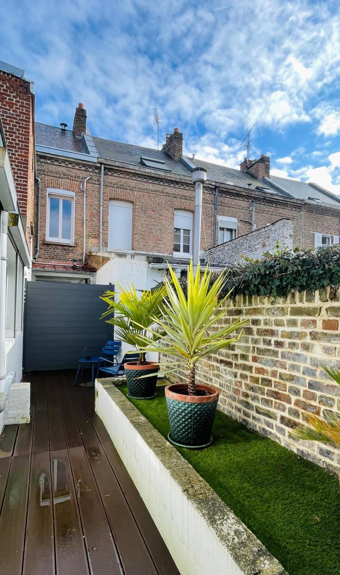 Soleil Levant - T2 Avec Terrasse Proche Gare Amiens Exteriér fotografie